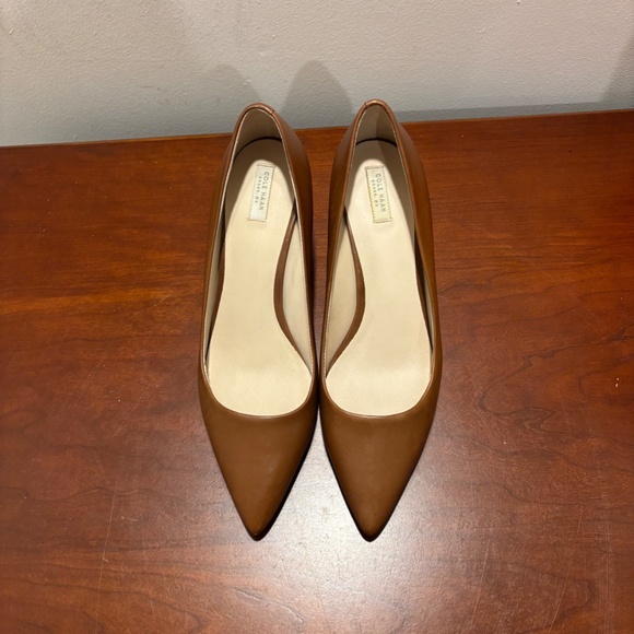 Cole Haan Vesta Leather Pumps in Brown Size 9.5B - Picture 3 of 13